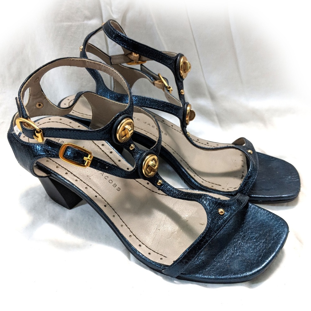 marc by marc jacobs turnlock sandal